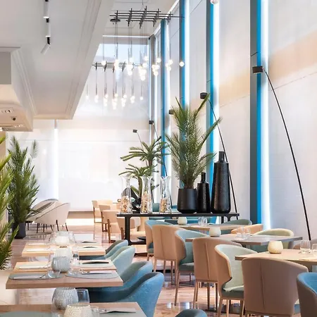Salles Ciutat Del Prat Barcelona Airport 4*