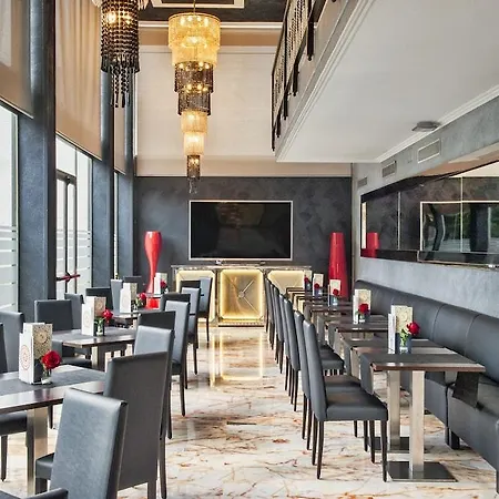 Salles Ciutat Del Prat Barcelona Airport Hotel 4*