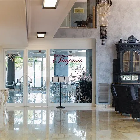 Hotel Salles Ciutat Del Prat Barcelona Airport 4*