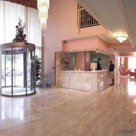 Hotel Salles Ciutat Del Prat Barcelona Airport 4*