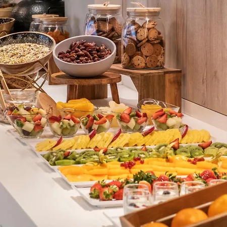 Salles Ciutat Del Prat Barcelona Airport 4*